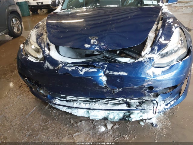 Продаж на аукціоні авто 2018 Tesla Model 3 Long Range/performance, vin: 5YJ3E1EB3JF117427, номер лоту: 44250078