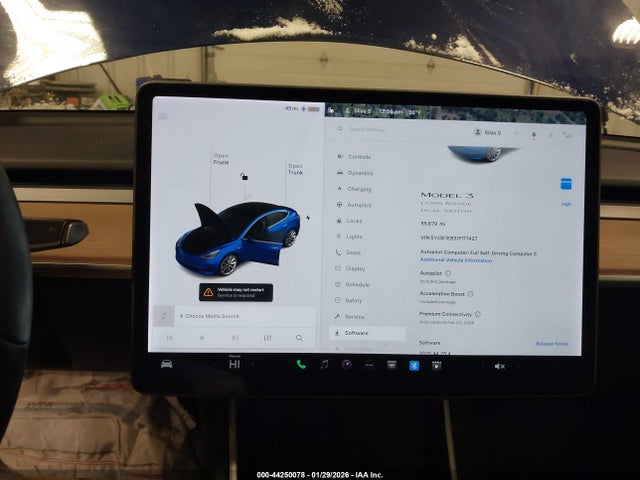 Продаж на аукціоні авто 2018 Tesla Model 3 Long Range/performance, vin: 5YJ3E1EB3JF117427, номер лоту: 44250078