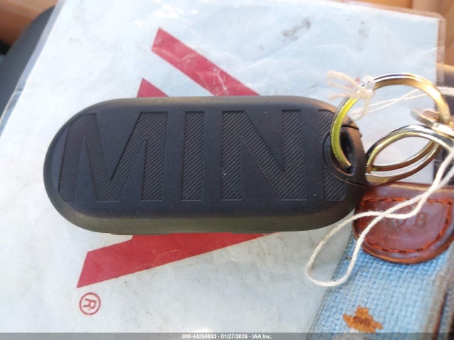 2025 MINI COUNTRYMAN WMZ23GA06S7R03626 Photo 10