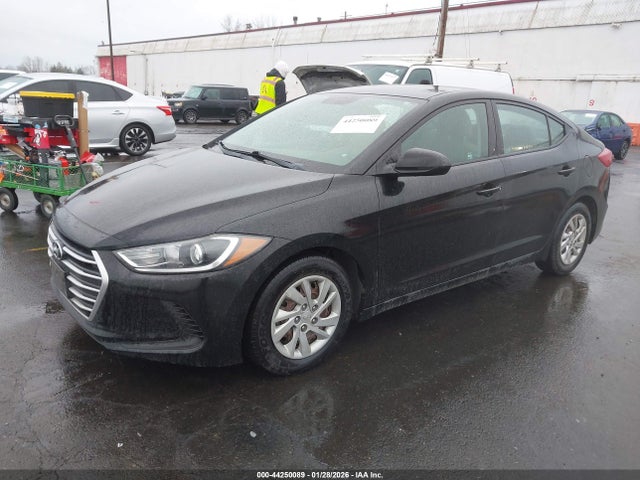 Hyundai ELANTRA SE 2017 5NPD74LF8HH193680 Image 2