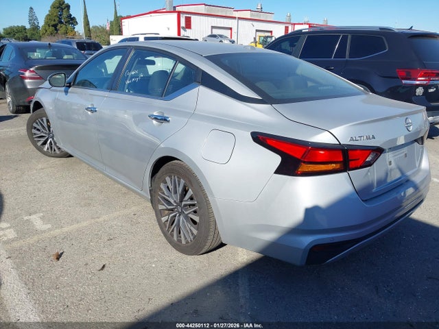 Продаж на аукціоні авто 2023 Nissan Altima Sv Fwd, vin: 1N4BL4DV7PN372239, номер лоту: 44250112