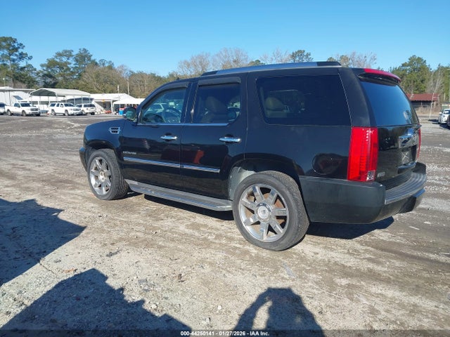 2010 CADILLAC ESCALADE 1GYUKBEF1AR246440 Photo 2