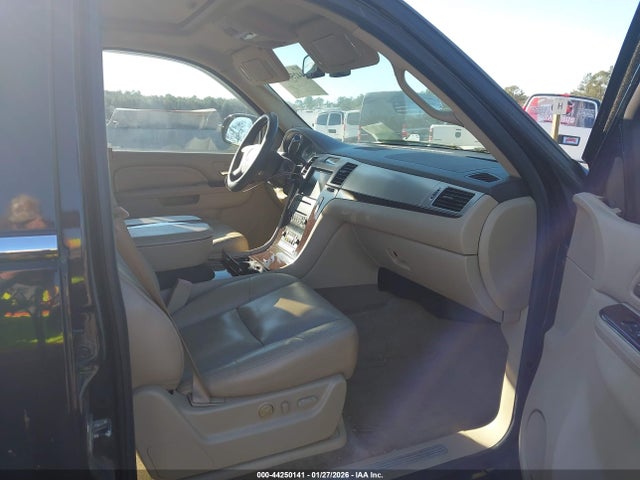 2010 CADILLAC ESCALADE 1GYUKBEF1AR246440 Photo 4
