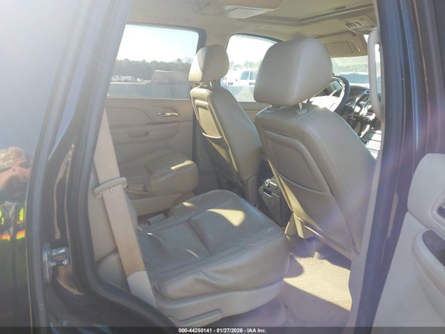 2010 CADILLAC ESCALADE 1GYUKBEF1AR246440 Photo 7