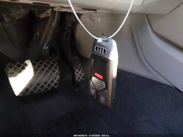 2022 AUDI Q5 WA1EAAFYXN2081620 Photo 10