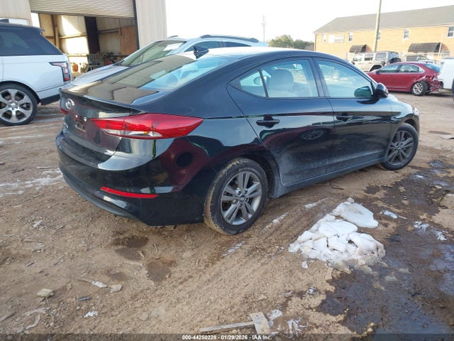 Aukcja sprzedaży 2018 Hyundai Elantra Sel, vin: 5NPD84LF9JH293676, numer aukcji: 44250228
