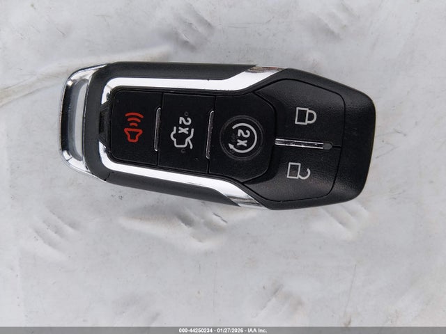 2LMTJ8KR1GBL69883 Lincoln Mkx Select