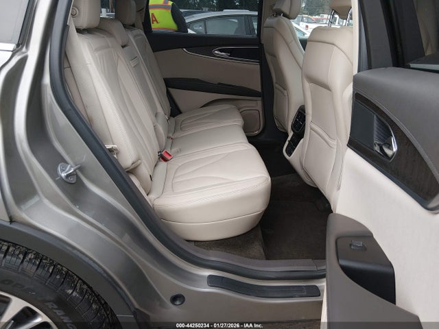 2LMTJ8KR1GBL69883 Lincoln Mkx Select