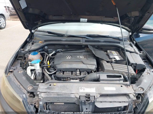 3VWD17AJ5EM219973 Volkswagen Jetta 1.8t Se
