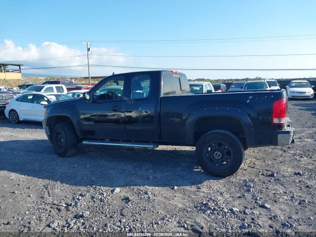 44250286 :رقم المزاد ، 1GT221CG5BZ138780 vin ، 2011 Gmc Sierra 2500hd Slt مزاد بيع