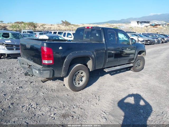44250286 :رقم المزاد ، 1GT221CG5BZ138780 vin ، 2011 Gmc Sierra 2500hd Slt مزاد بيع