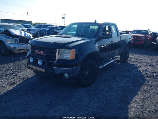44250286 :رقم المزاد ، 1GT221CG5BZ138780 vin ، 2011 Gmc Sierra 2500hd Slt مزاد بيع