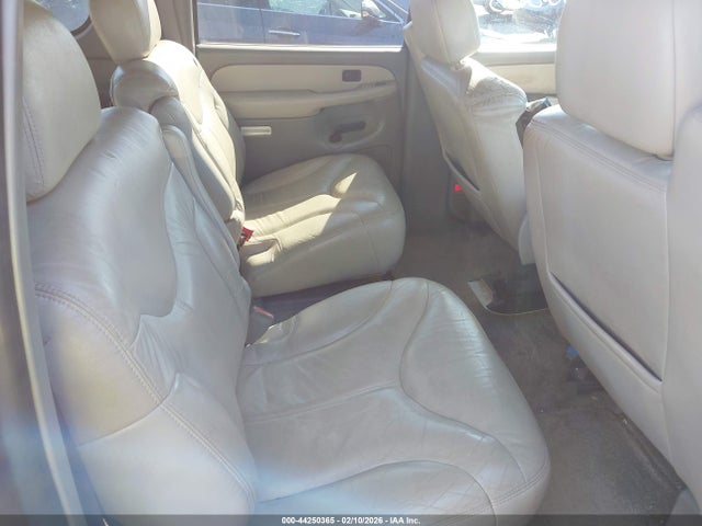 Продажа на аукционе авто 2002 Gmc Yukon Xl 1500 Slt, vin: 1GKFK16T32J164470, номер лота: 44250365