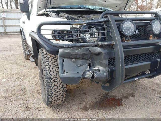 2012 TOYOTA FJ CRUISER JTEBU4BF2CK119310 Photo 5