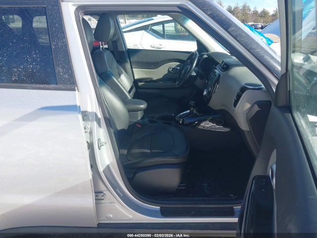 KNDJP3A56G7823982 KIA SOUL +