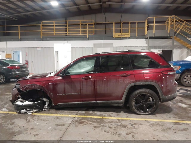2025 Jeep Grand Cherokee Altitude X 4x4 მანქანა იყიდება აუქციონზე, vin: 1C4RJHAG0SC329958, აუქციონის ნომერი: 44250408