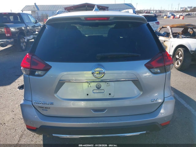 5N1AT2MT5LC774366 Nissan Rogue Sv Fwd