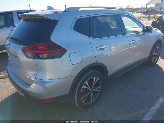 5N1AT2MT5LC774366 Nissan Rogue Sv Fwd
