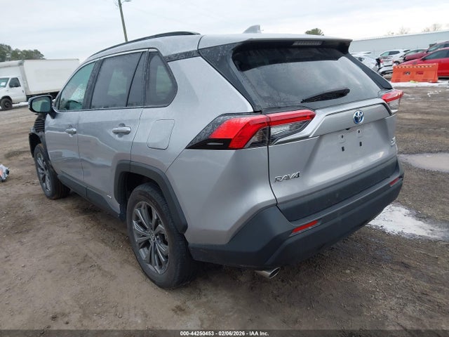 Toyota Rav4 Hybrid Xle Premium 2024 4T3B6RFV2RU143880 Image 3