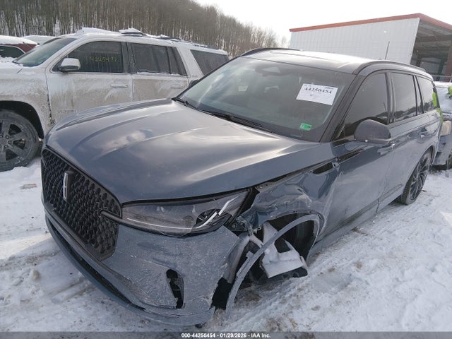 5LM5J7XC5SGL31025 Lincoln Aviator Reserve
