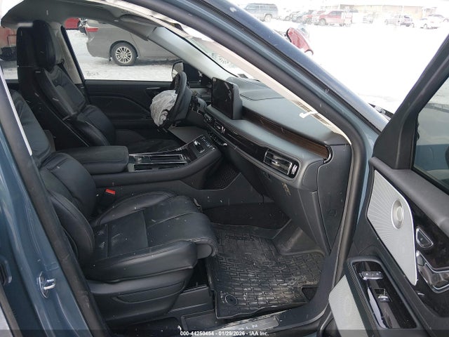 5LM5J7XC5SGL31025 Lincoln Aviator Reserve