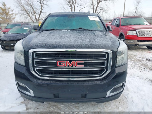 44250468 :رقم المزاد ، 1GKS2GKC6JR334697 vin ، 2018 Gmc Yukon Xl Slt مزاد بيع