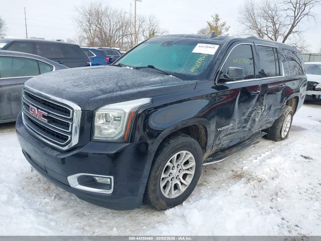 2018 GMC YUKON XL 1GKS2GKC6JR334697 Photo 1