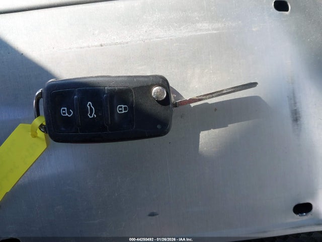 3VW2K7AJ4EM315906 Volkswagen Jetta 2.0l S