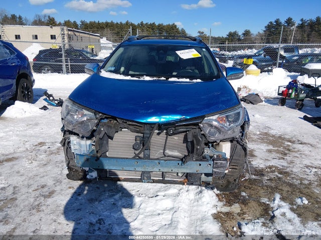 Toyota Rav4 Xle 2017 JTMRFREV2HJ716161 Image 12