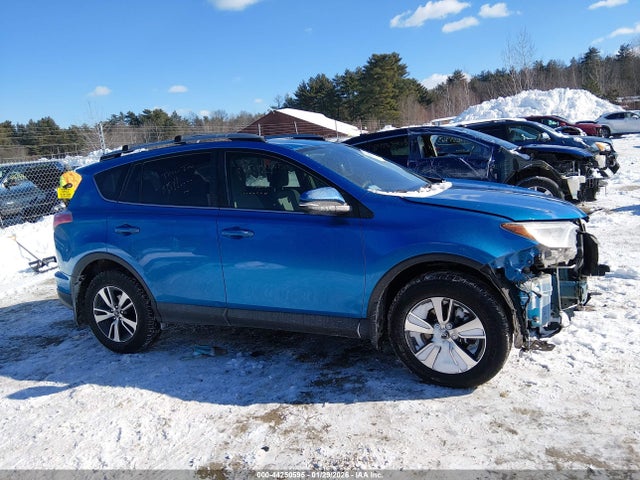Toyota Rav4 Xle 2017 JTMRFREV2HJ716161 Image 13