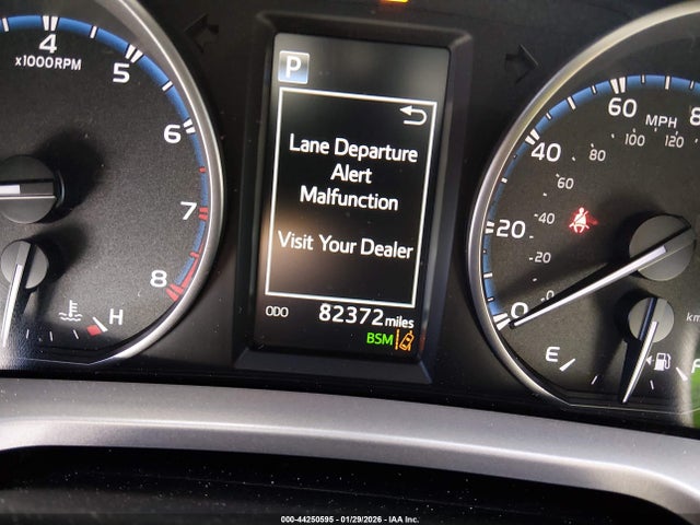 Toyota Rav4 Xle 2017 JTMRFREV2HJ716161 Image 15