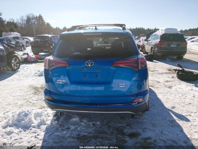 Toyota Rav4 Xle 2017 JTMRFREV2HJ716161 Image 16