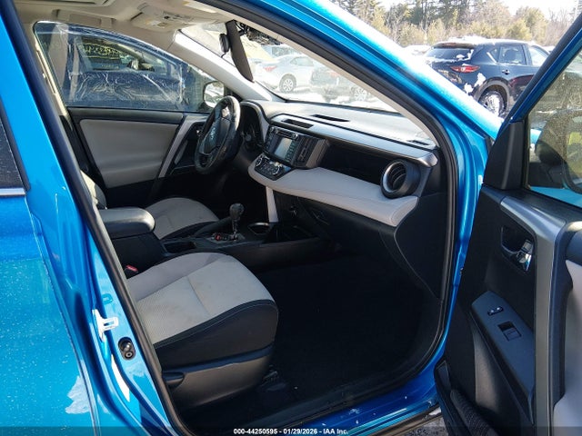 Toyota Rav4 Xle 2017 JTMRFREV2HJ716161 Image 5