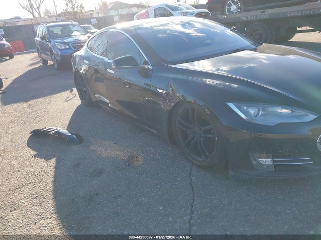 2013 TESLA MODEL S 5YJSA1CG2DFP06429 Photo 0
