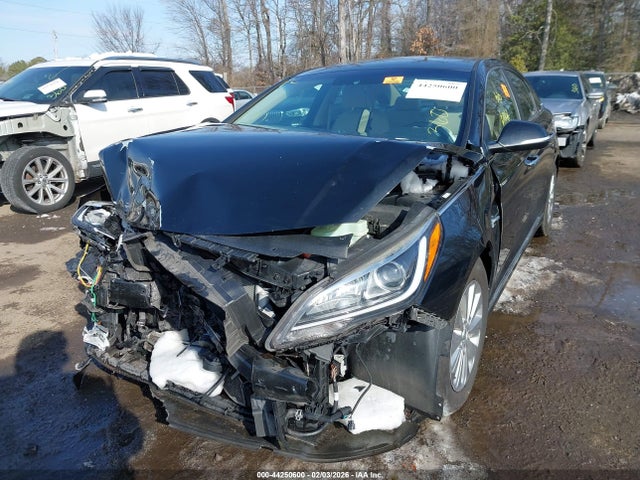 2017 HYUNDAI SONATA HYBRID KMHE24L1XHA055245 Photo 5