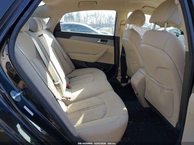 2017 HYUNDAI SONATA HYBRID KMHE24L1XHA055245 Photo 7