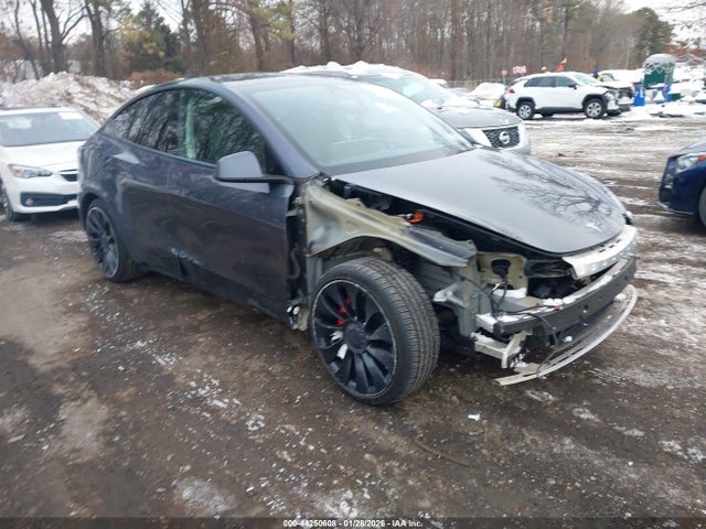 2022 TESLA MODEL Y 7SAYGDEF5NF380614 Photo 0