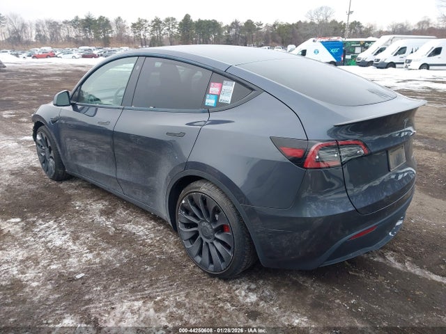2022 TESLA MODEL Y 7SAYGDEF5NF380614 Photo 2