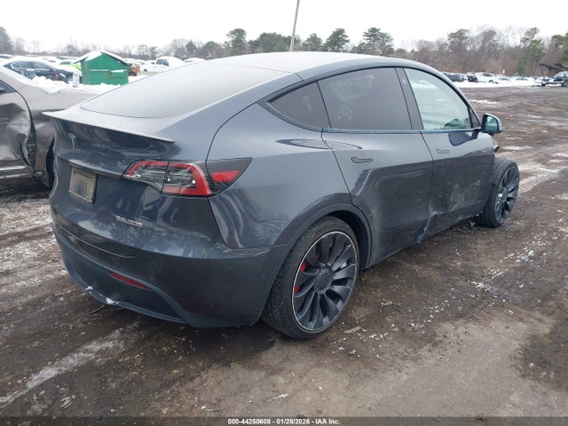2022 TESLA MODEL Y 7SAYGDEF5NF380614 Photo 3