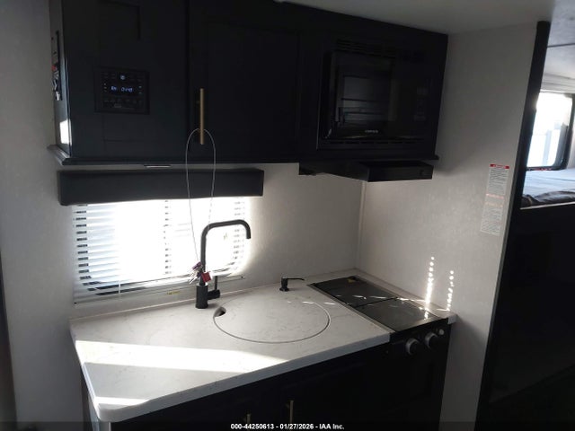 5ZTZCKFCZMY014887 Forest River Cktr17jg-d Tl