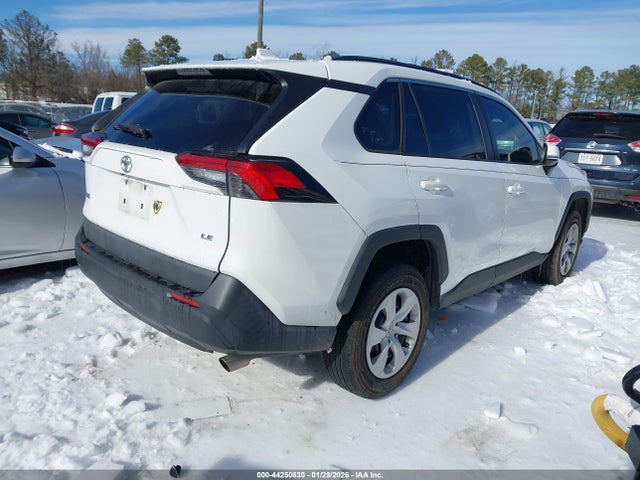 2T3K1RFV4KW006167 Toyota RAV4 LE