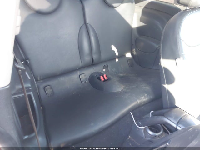 2006 MINI COOPER S WMWRE33516TL23351 Photo 7