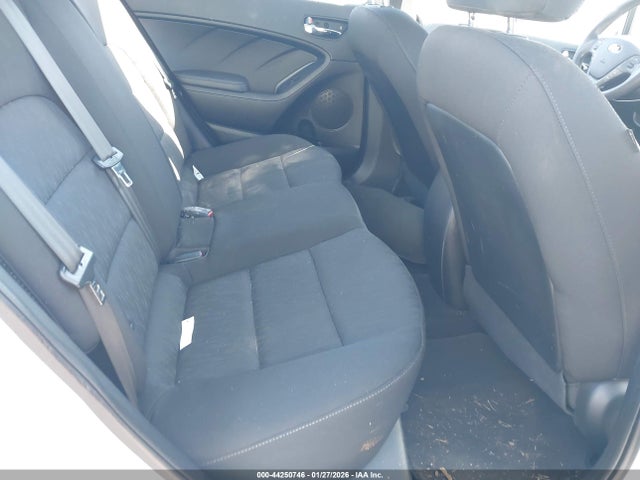KNAFK4A68G5442744 KIA FORTE LX