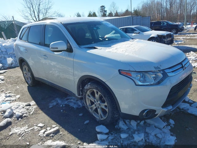 2015 MITSUBISHI OUTLANDER JA4AD3A32FZ012054 Photo 0