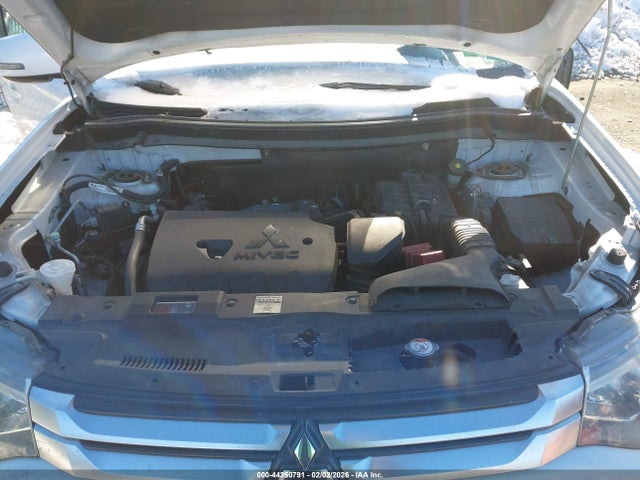 2015 MITSUBISHI OUTLANDER JA4AD3A32FZ012054 Photo 9