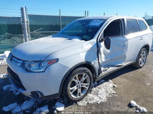 2015 MITSUBISHI OUTLANDER JA4AD3A32FZ012054 Photo 1