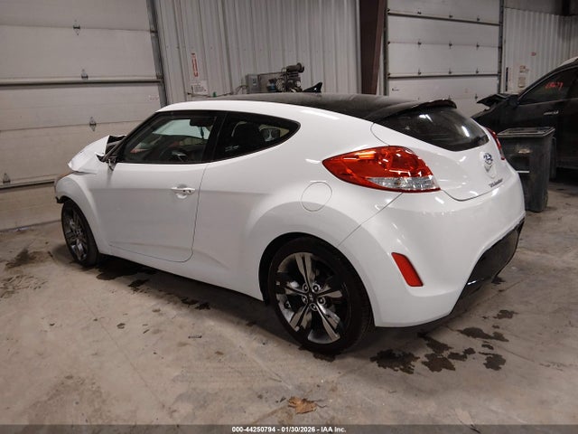 KMHTC6ADXHU324212 Hyundai Veloster Value Edition