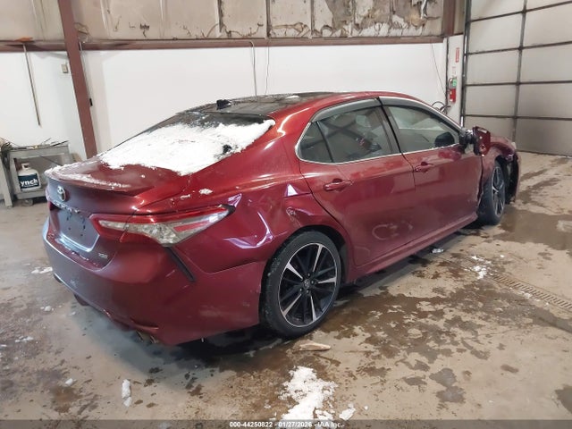 4T1B61HK8JU510511 Toyota CAMRY XSE
