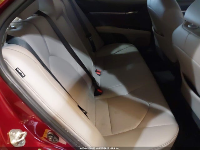 4T1B61HK8JU510511 Toyota CAMRY XSE