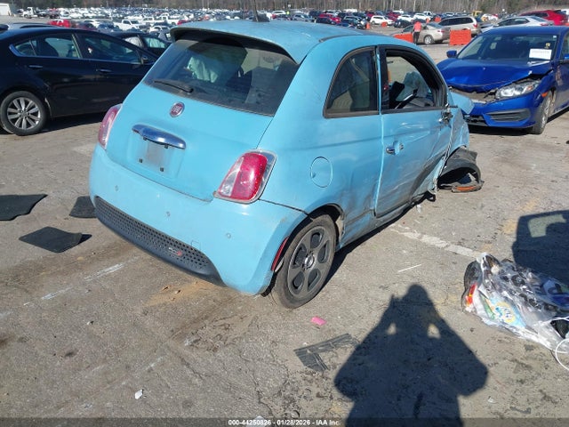 2017 FIAT 500E 3C3CFFGE6HT682367 Photo 3